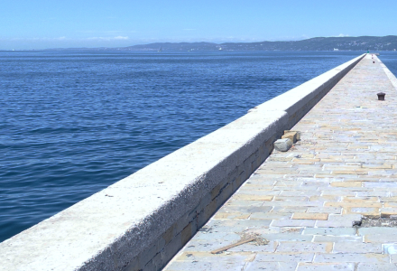 Static consolidation work on the 'Diga Rizzo Sud' in the Port of Trieste