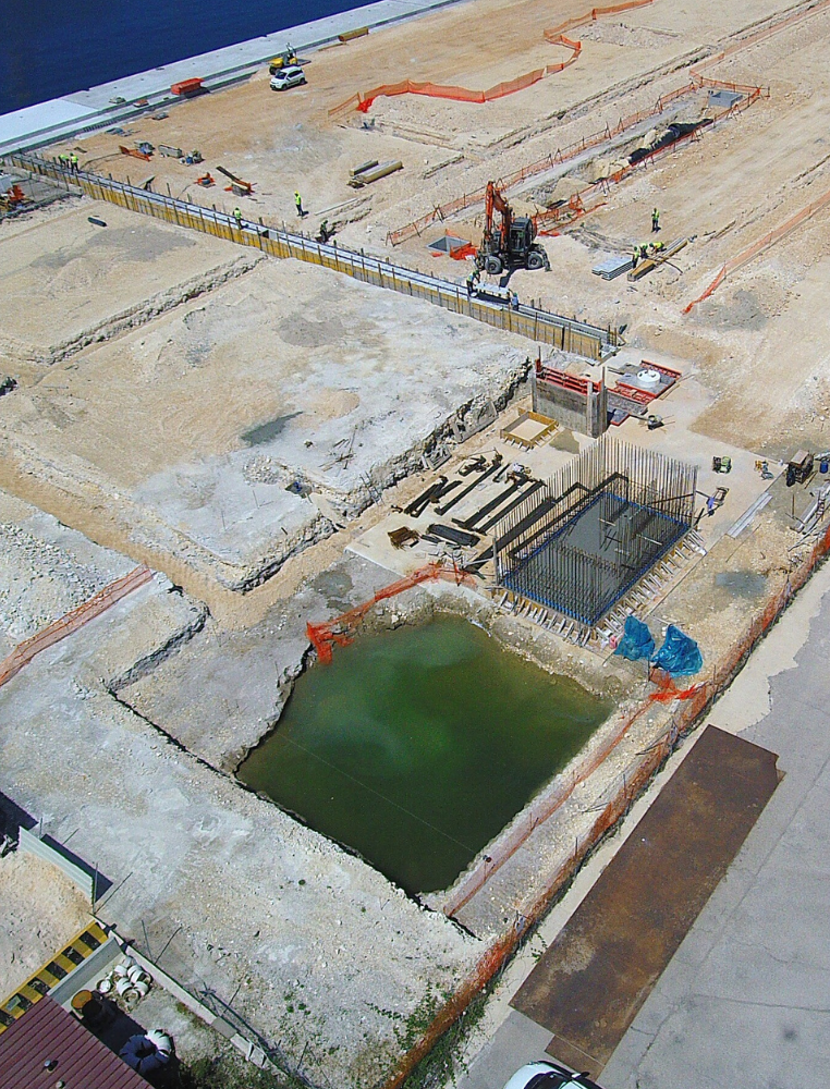 Port of Taranto (Italy) Redevelopment of the Molo Polisettoriale - Bulk ...